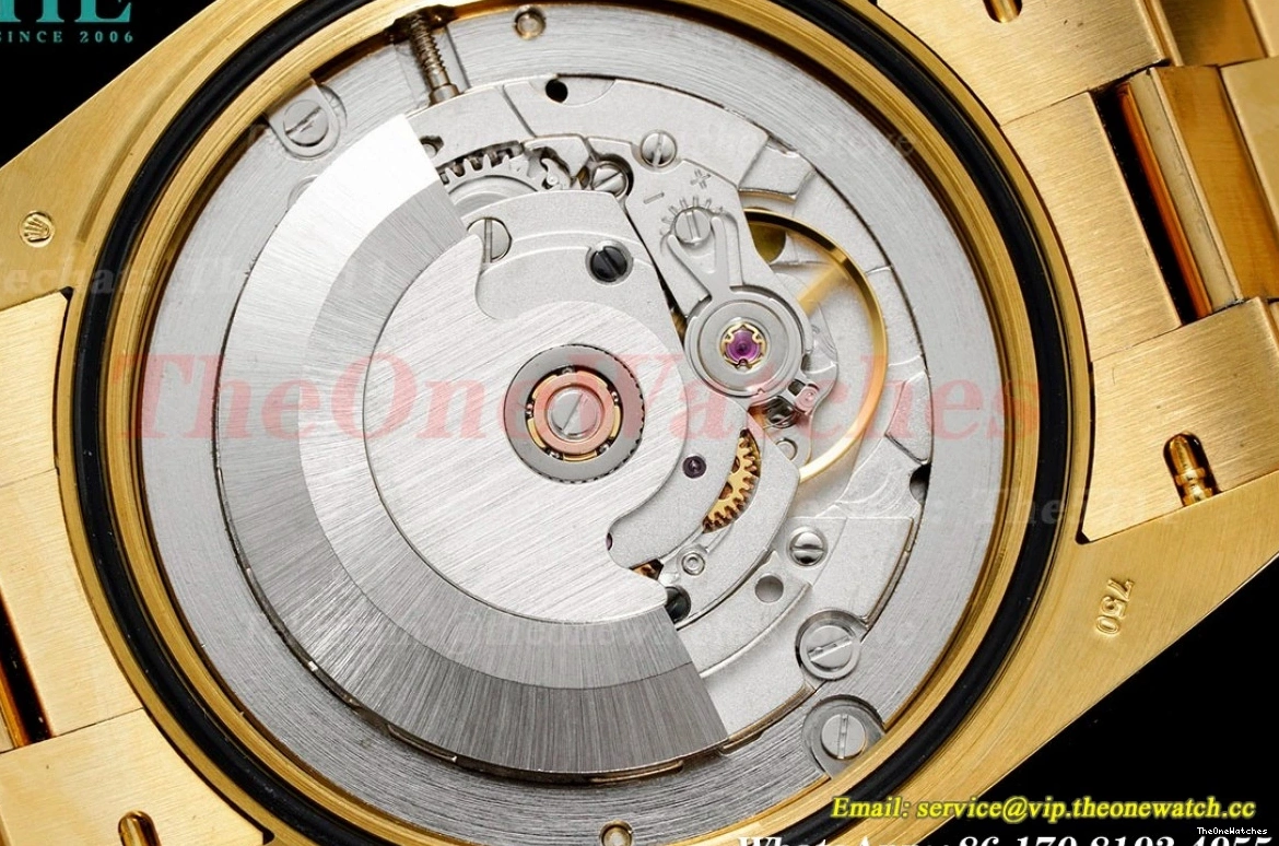 Textured DayDate Dial YG EWF YG 40mm A2836 Silver 0327